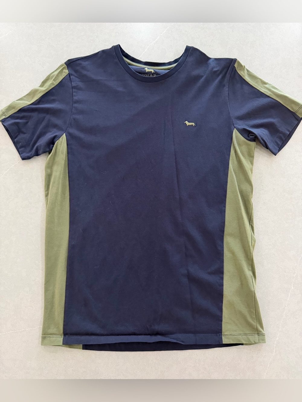 Harmont & Blaine Navy and Olive Short Sleeve Colorblock Tee